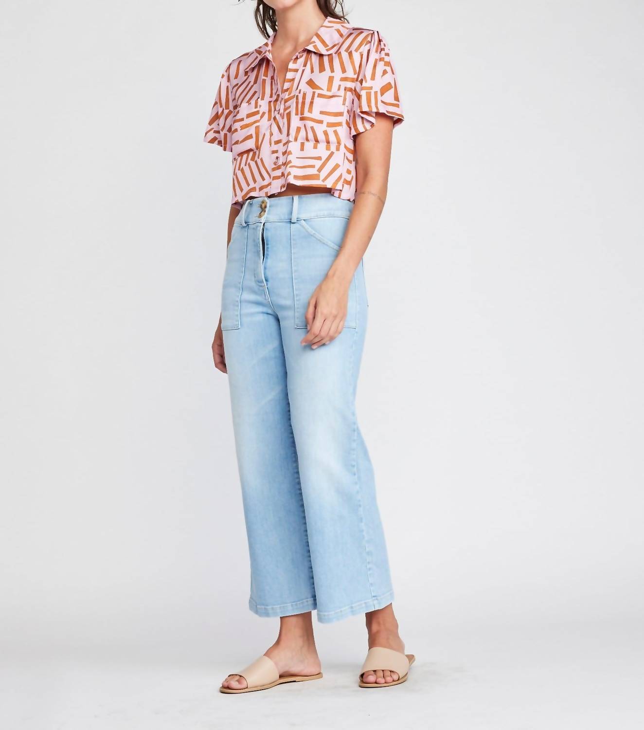 Self Contrast - Ottilie Crop Shirt