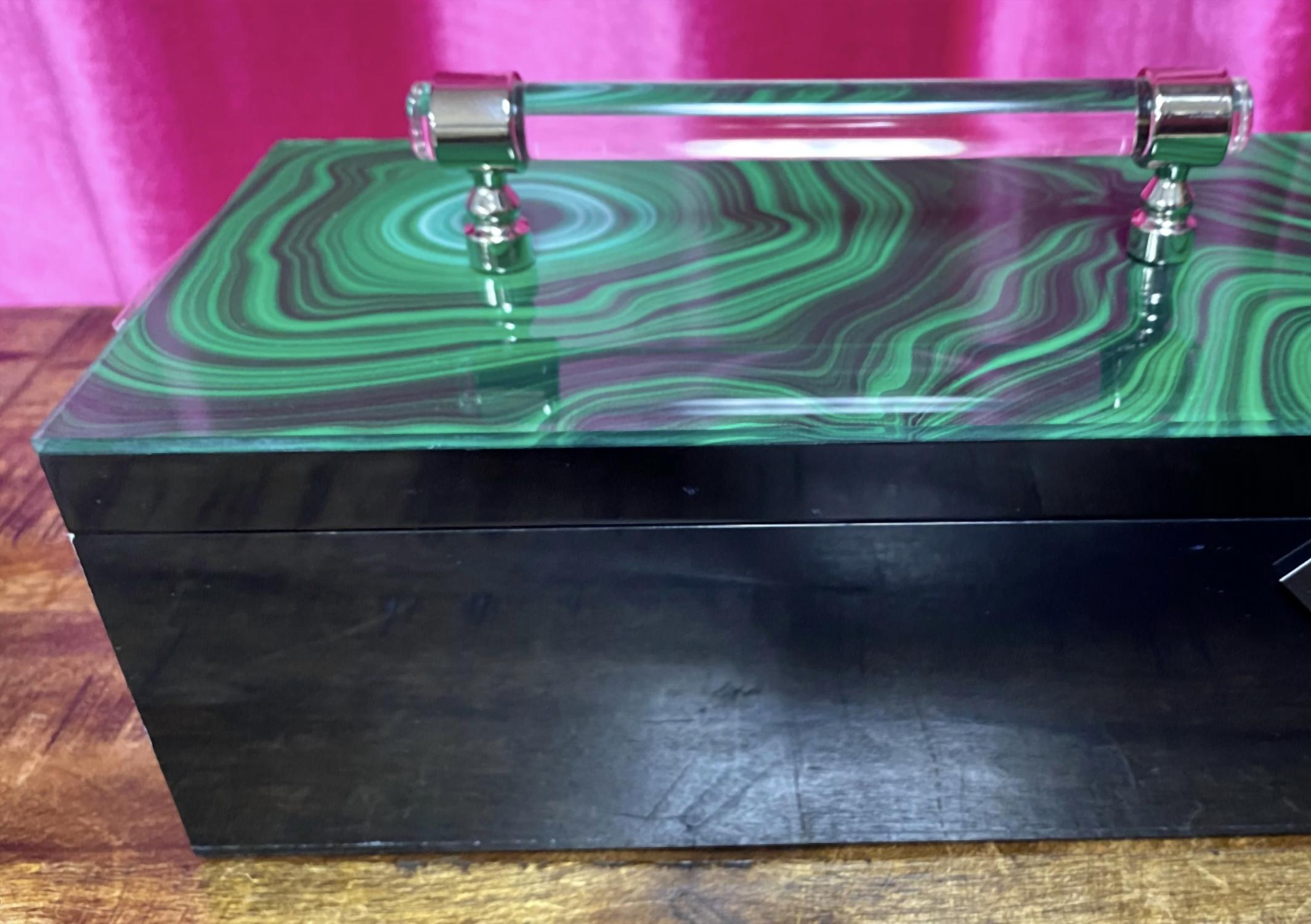 HAMLET PRODUCTS Remote Box with Handle in green malachite black bottom - item - detail view