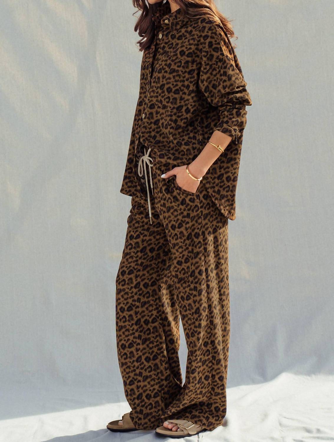 Urban Daizy - Print Set–oversized Button-up Shirt & Relaxed Pants Set
