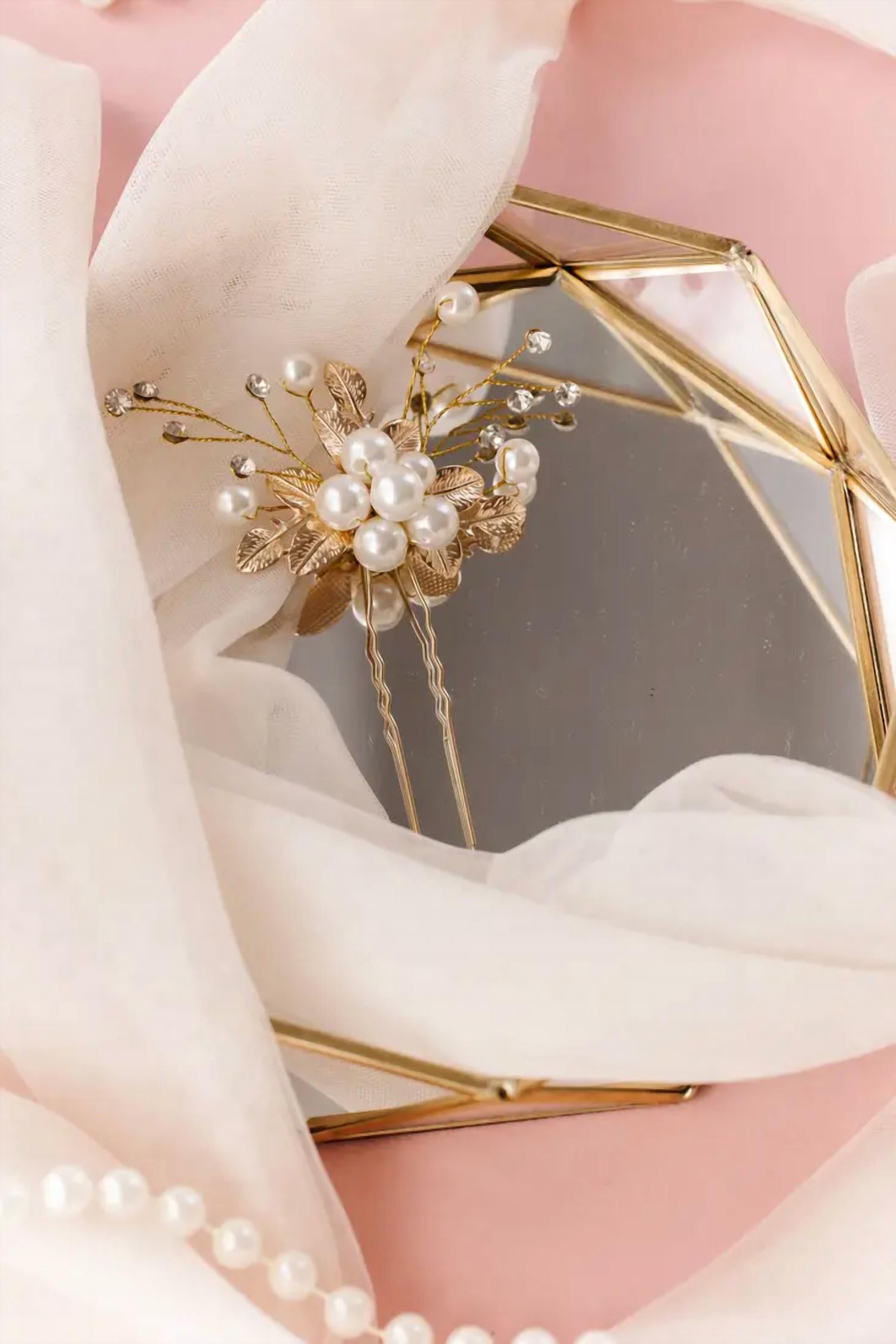 ANDI Women's Delphine Pearl Flower Hair Pin in white gold - women's accessory