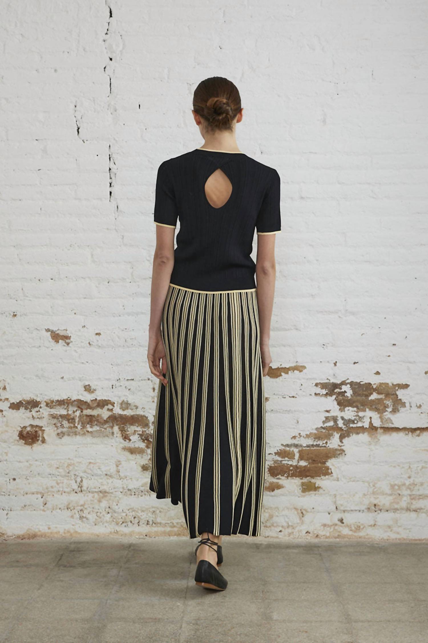 Sita Murt - Sweater Back Neckline Top