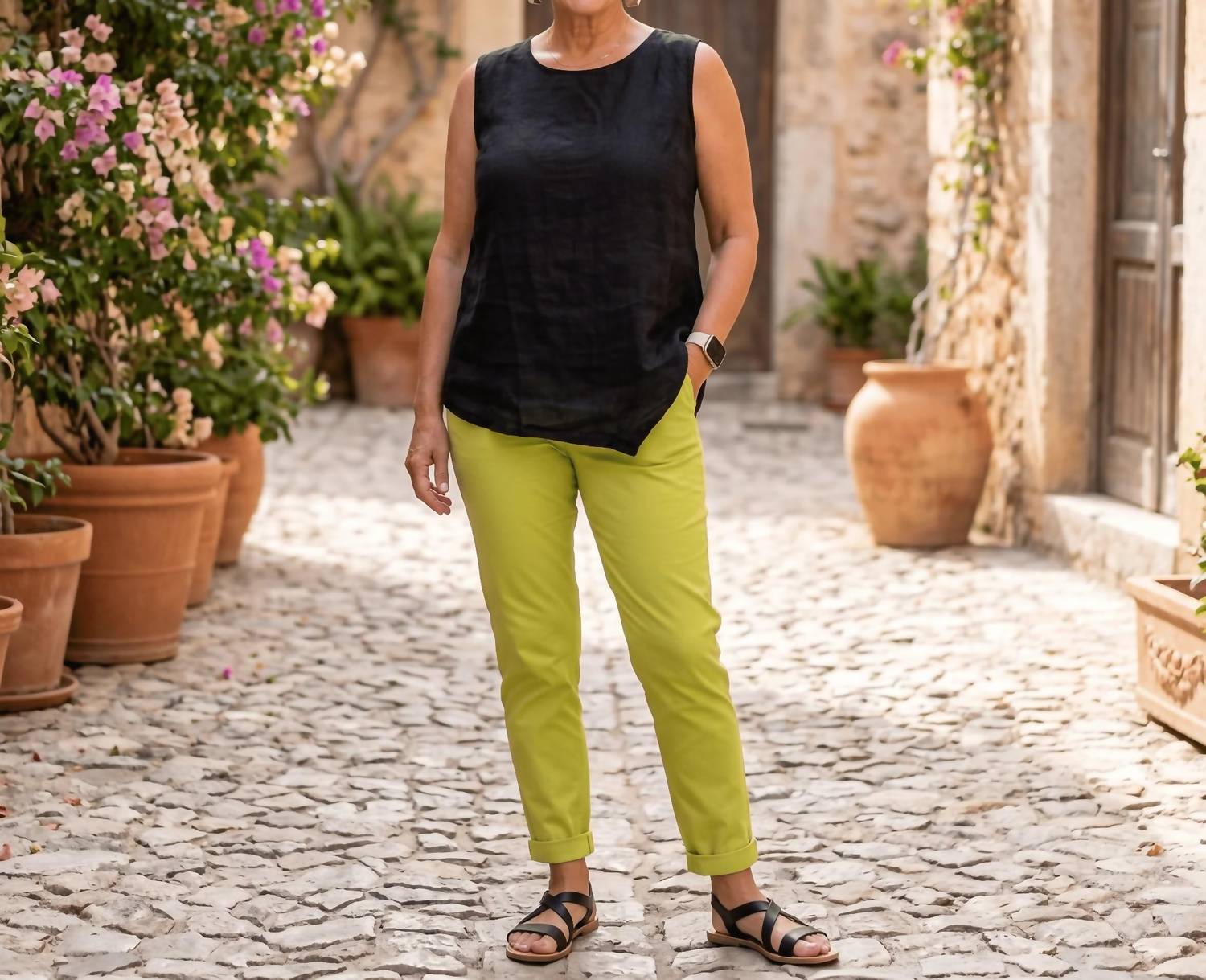 Puro Lino - The Asymmetrical Linen Top
