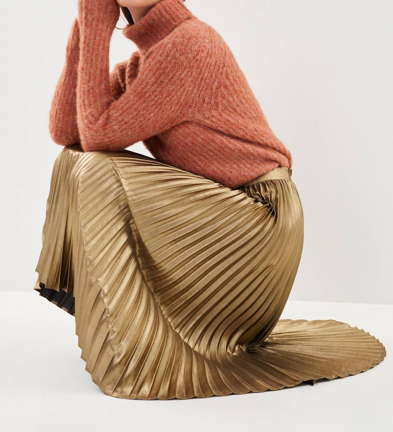 See U Soon - Turtleneck Knit Sweater