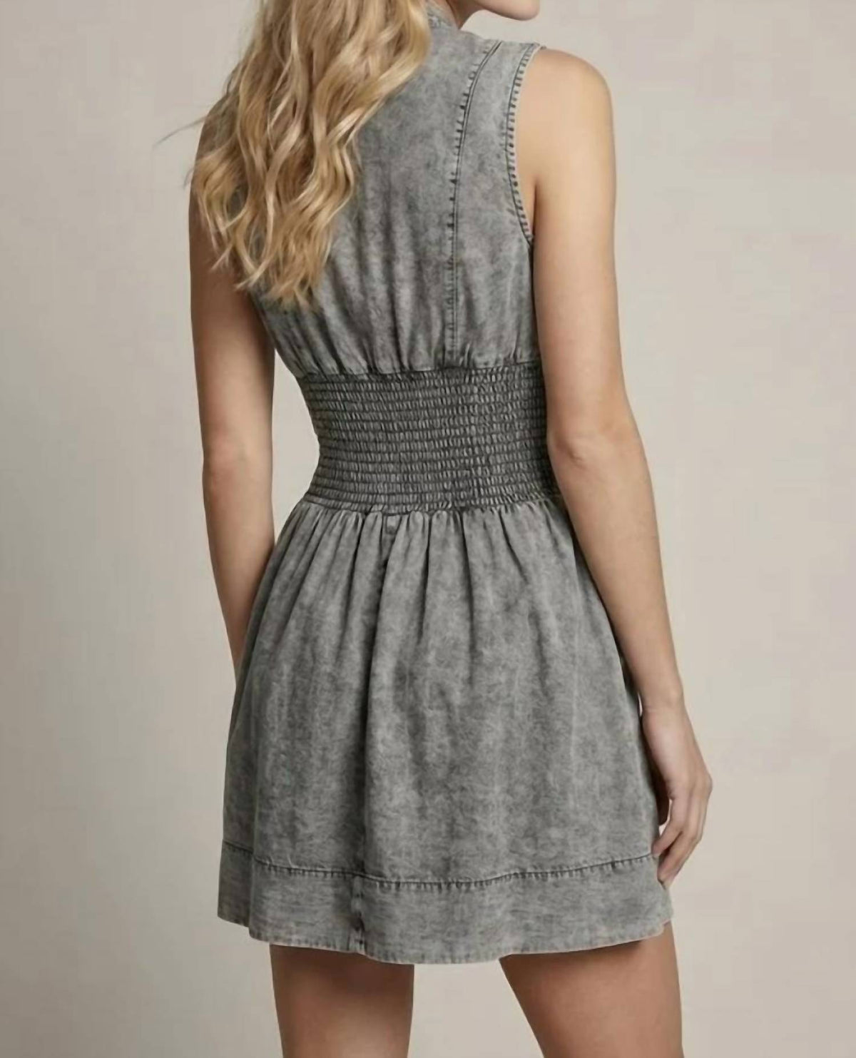 Doe And Rae - Chambray Zip Front Dress