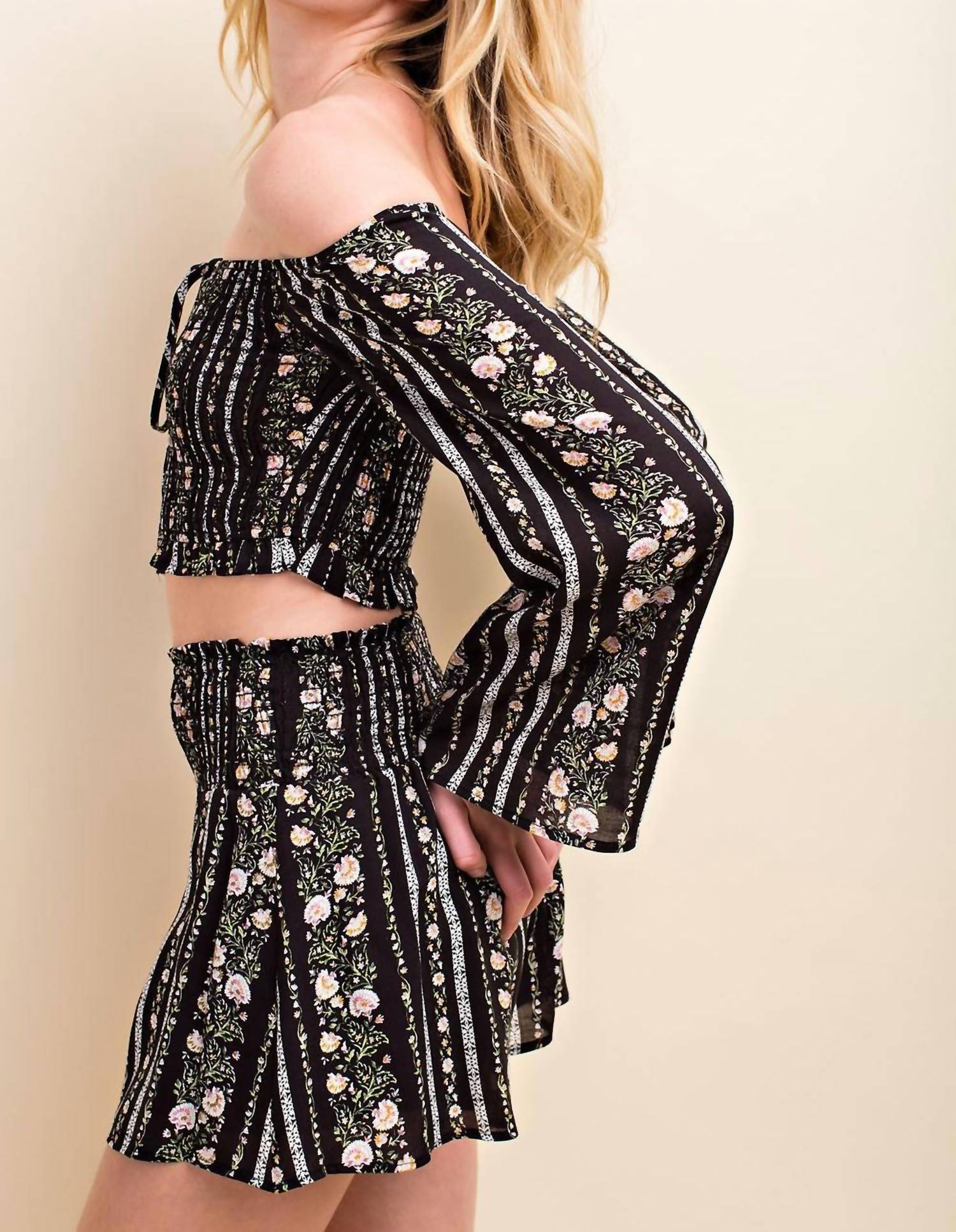 Honey Punch - Floral Smocking Top