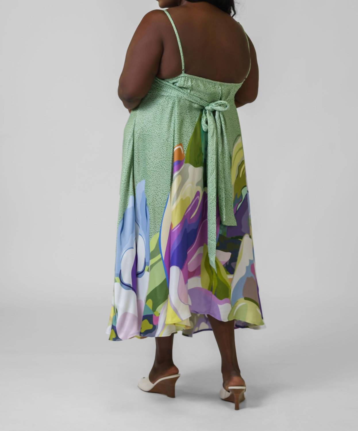 -Bl^Nk- - Aemee Floral Sleeveless Dress - Plus