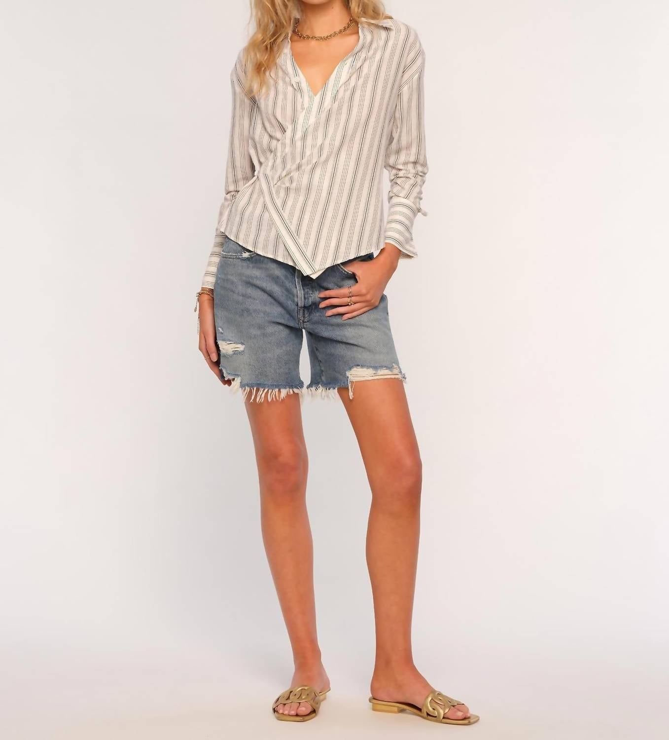 Heartloom - Elene Button-down Asymmetrical Shirt