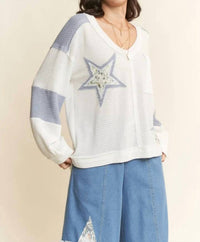Davi & Dani - Blooming Star Waffle Knit Long Sleeve Top