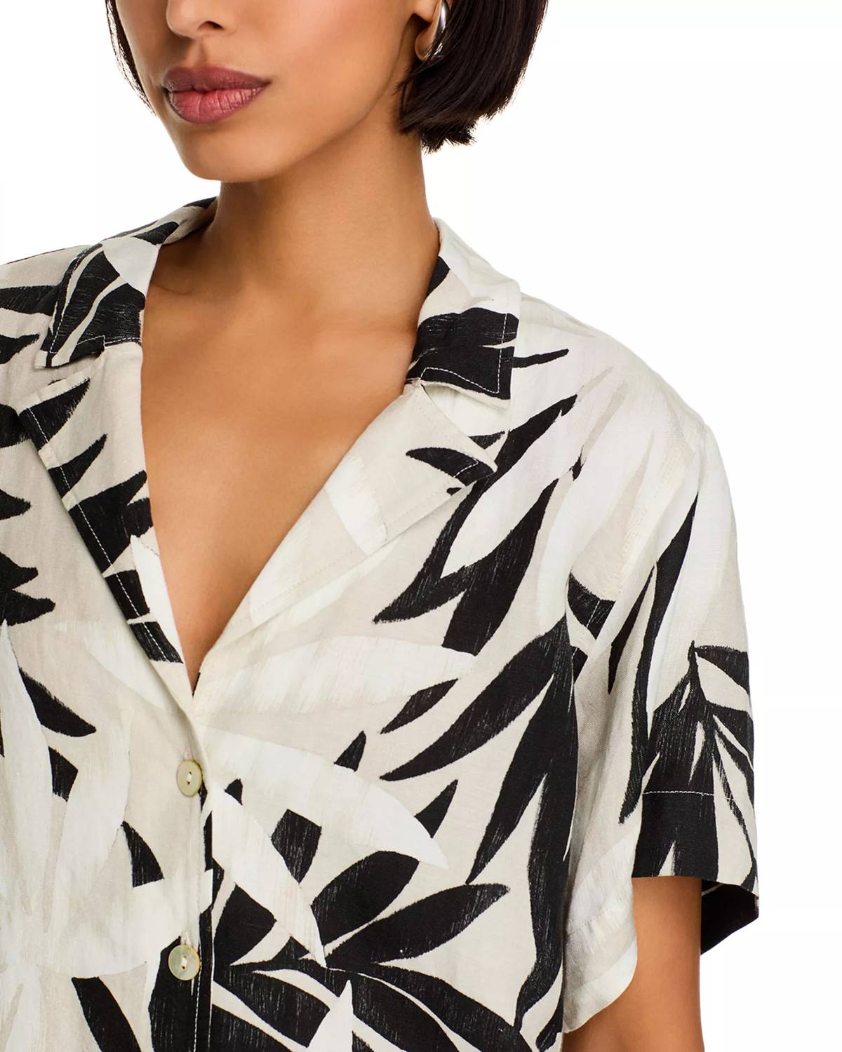 Bella Dahl - Short Sleeve Flowy Button Top