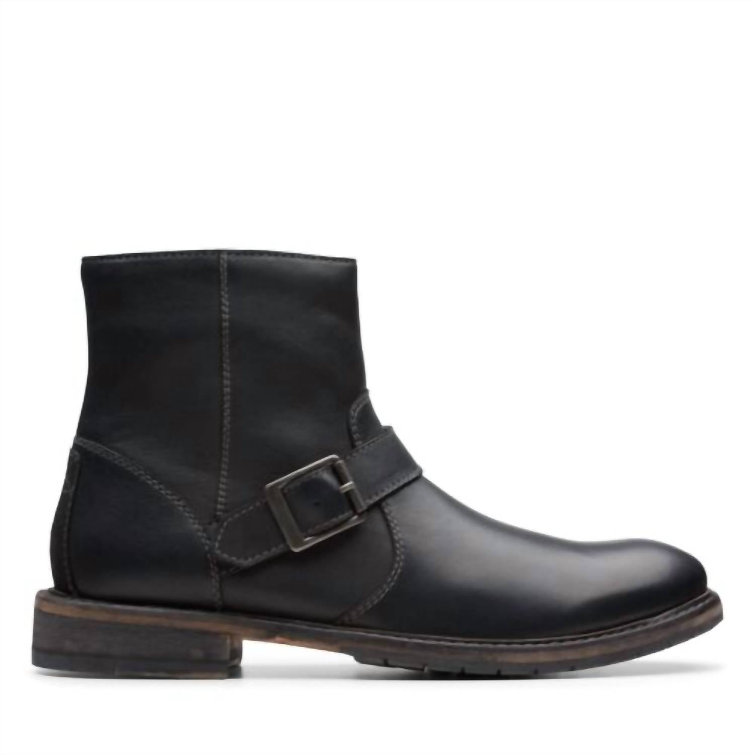 Clarks Men's Clarkdale Spare Ankle Boots in black - men's boots - detail view