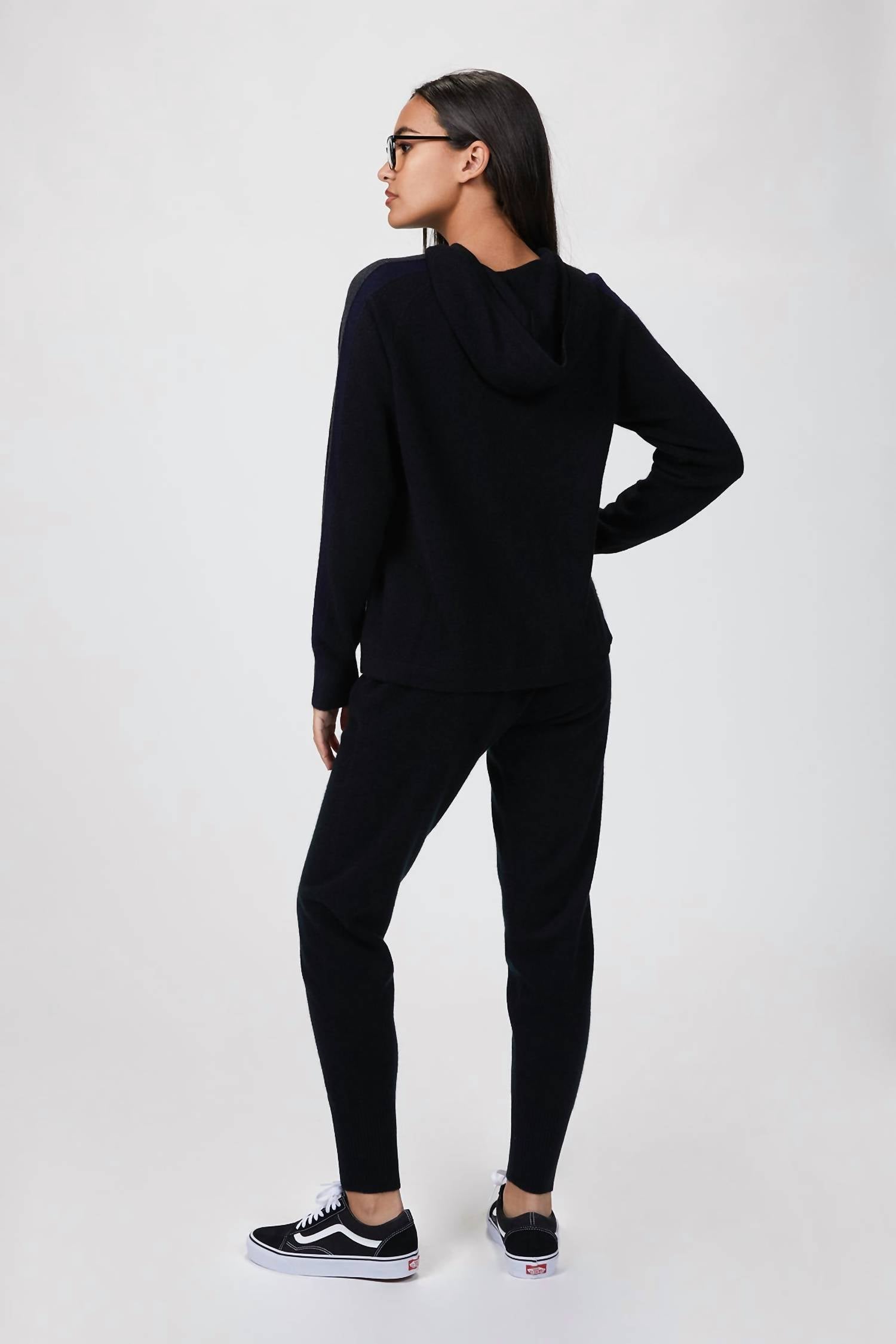 QUARTERZIP HOODIE