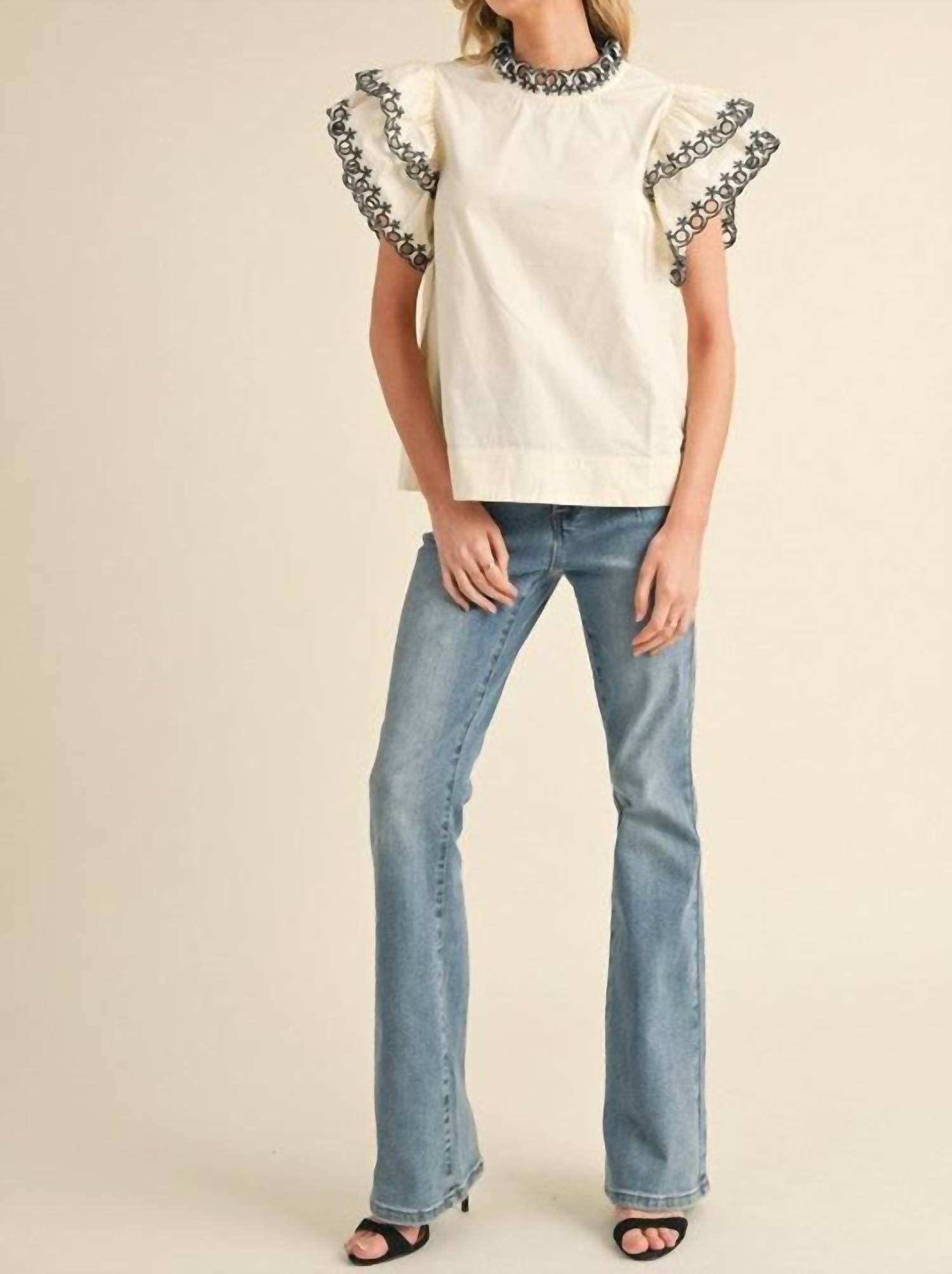 Jodifl - Flutter Sleeve Top With Lace Trim