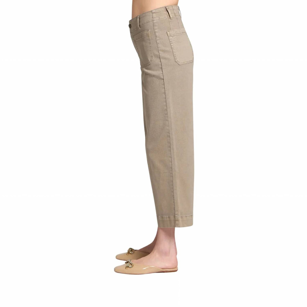 Apny - Women's Cropped Wide Leg Pant With Patch Pockets