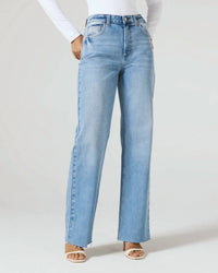 7Diamonds Gwen Wide Leg Jean in light blue - women's jeans