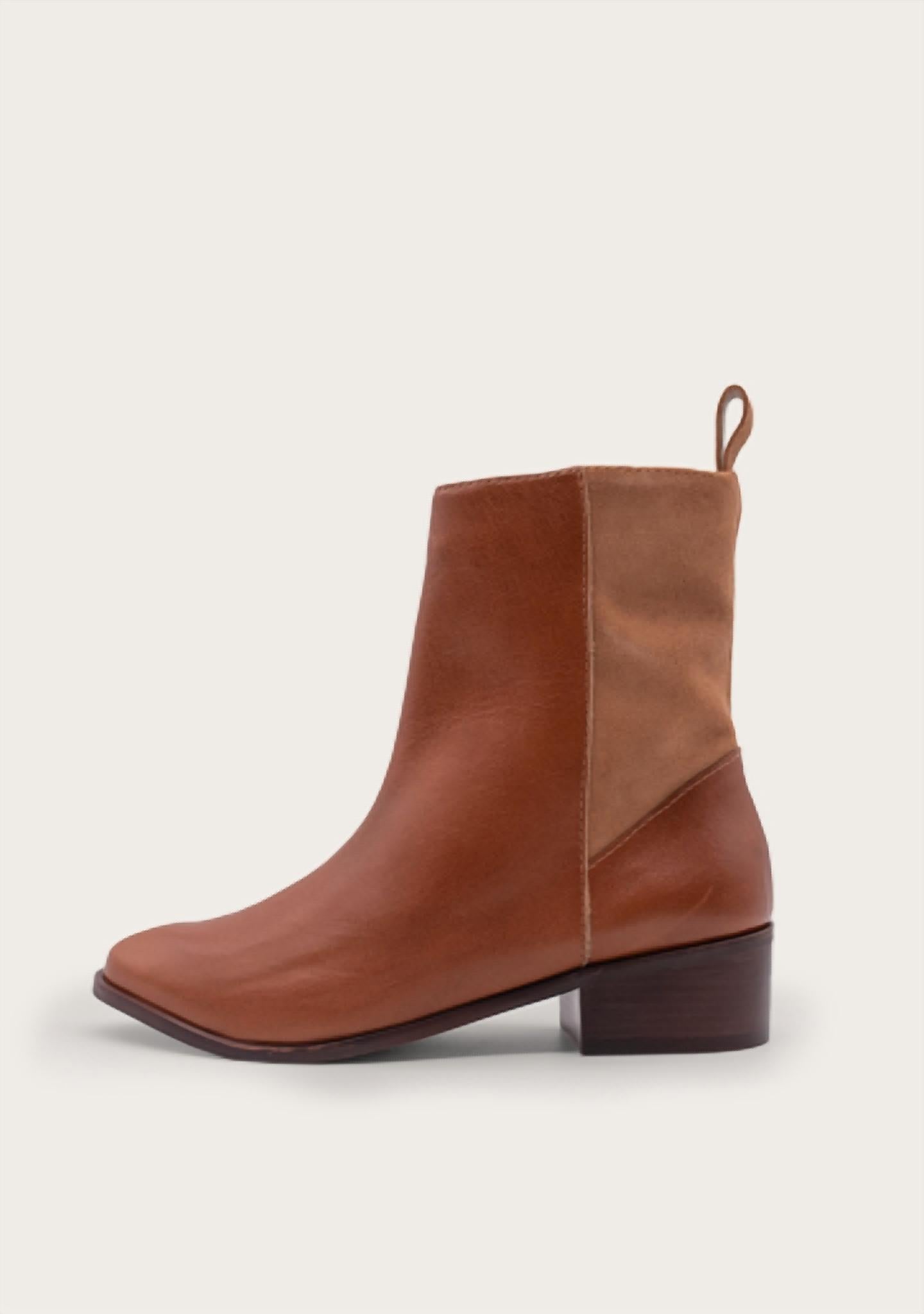 Kaanas - Women's Antares Distressed Ankle Bootie