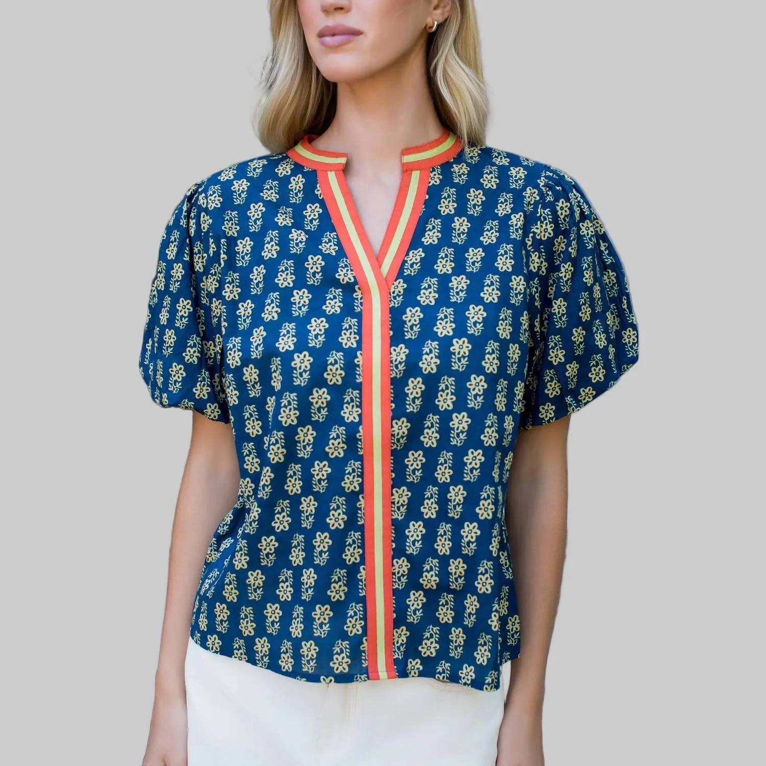 Thml - Puff Sleeve Floral Detailed V Neck Top