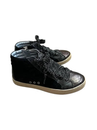 P448 - Women's Skate Shoes