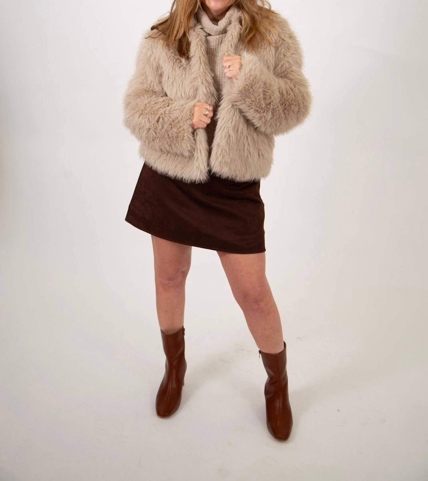 Miou Muse - Faux Fur Cropped Jacket