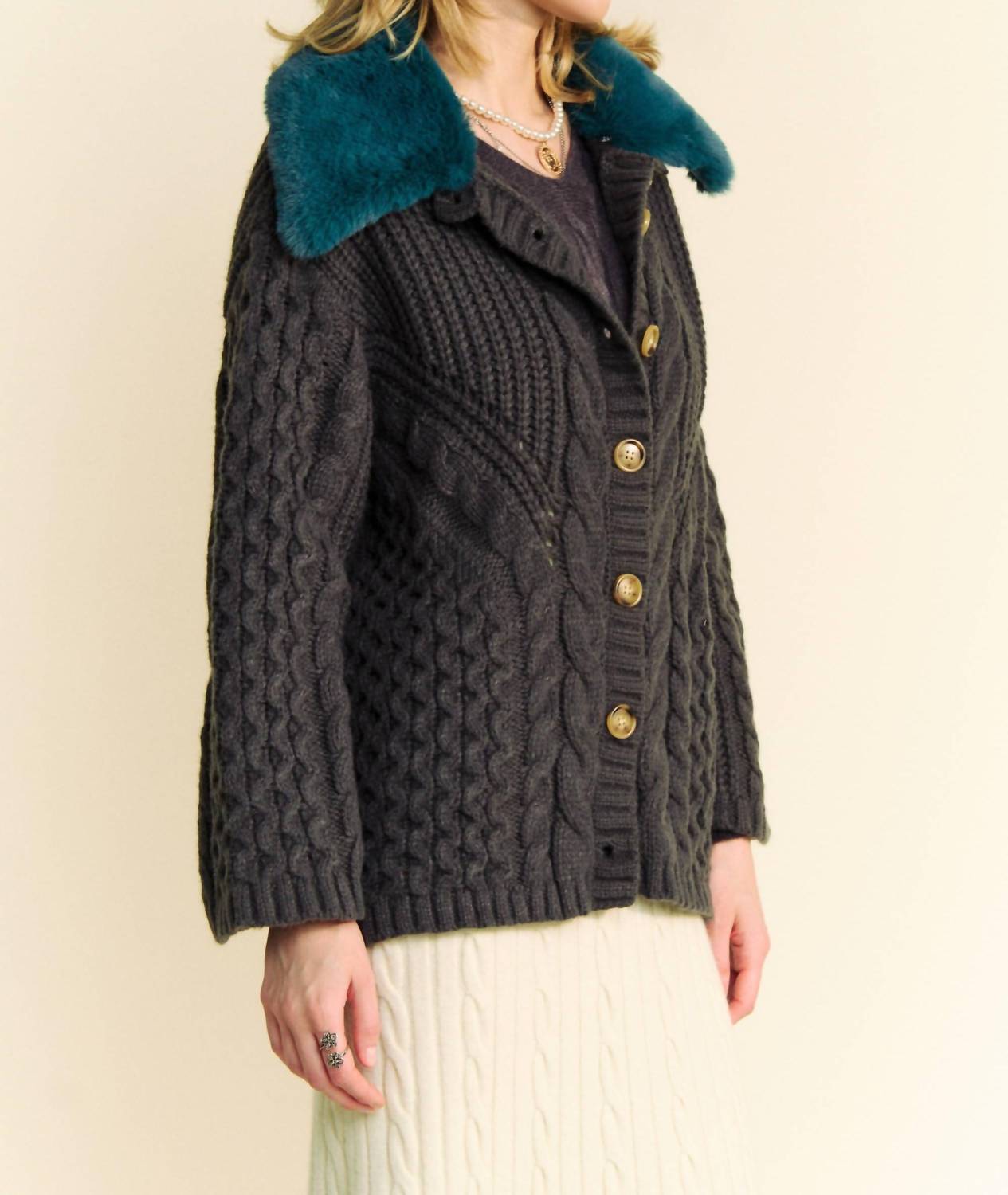 Davi & Dani - Jones Vintage Contrast Collar Cardigan