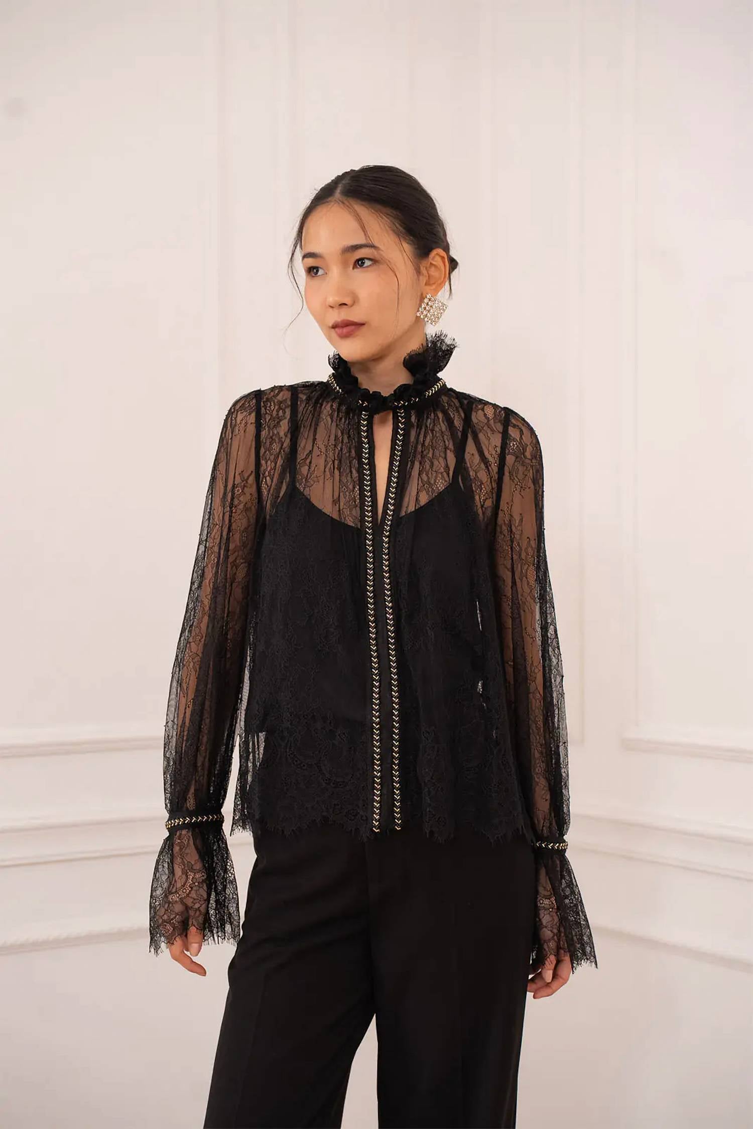 Choklate Paris - Long Sleeve Lace Blouse