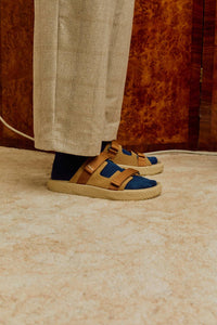 Veja - Women's Tent Arpoador Suede Sandal