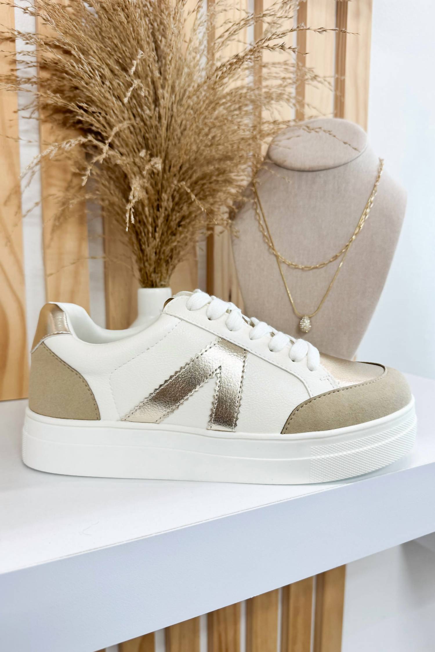 Mia Shoes - Women's Astra Sneakers