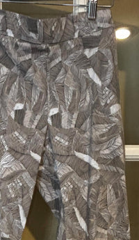 Foil - Women's Capri Pant