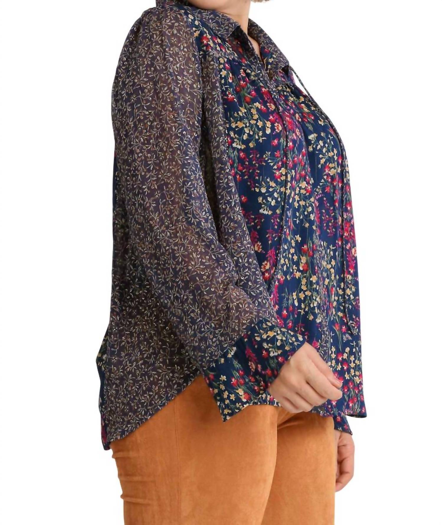 Umgee - Mixed Floral Print Metallic Blouse