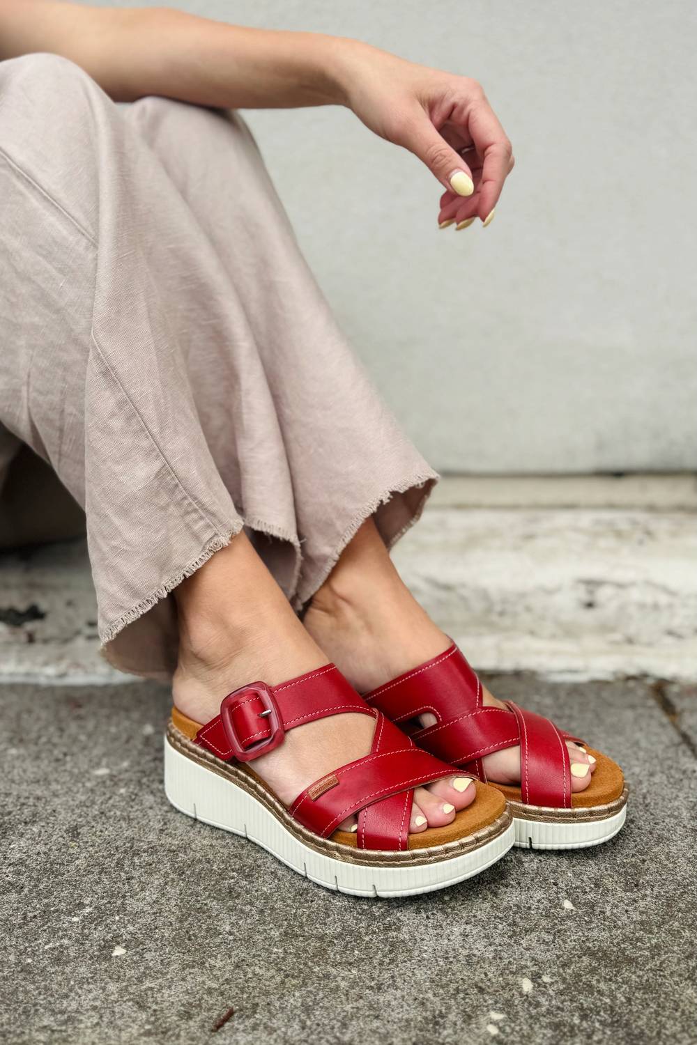 Pikolinos - Women's Gomera Sandal
