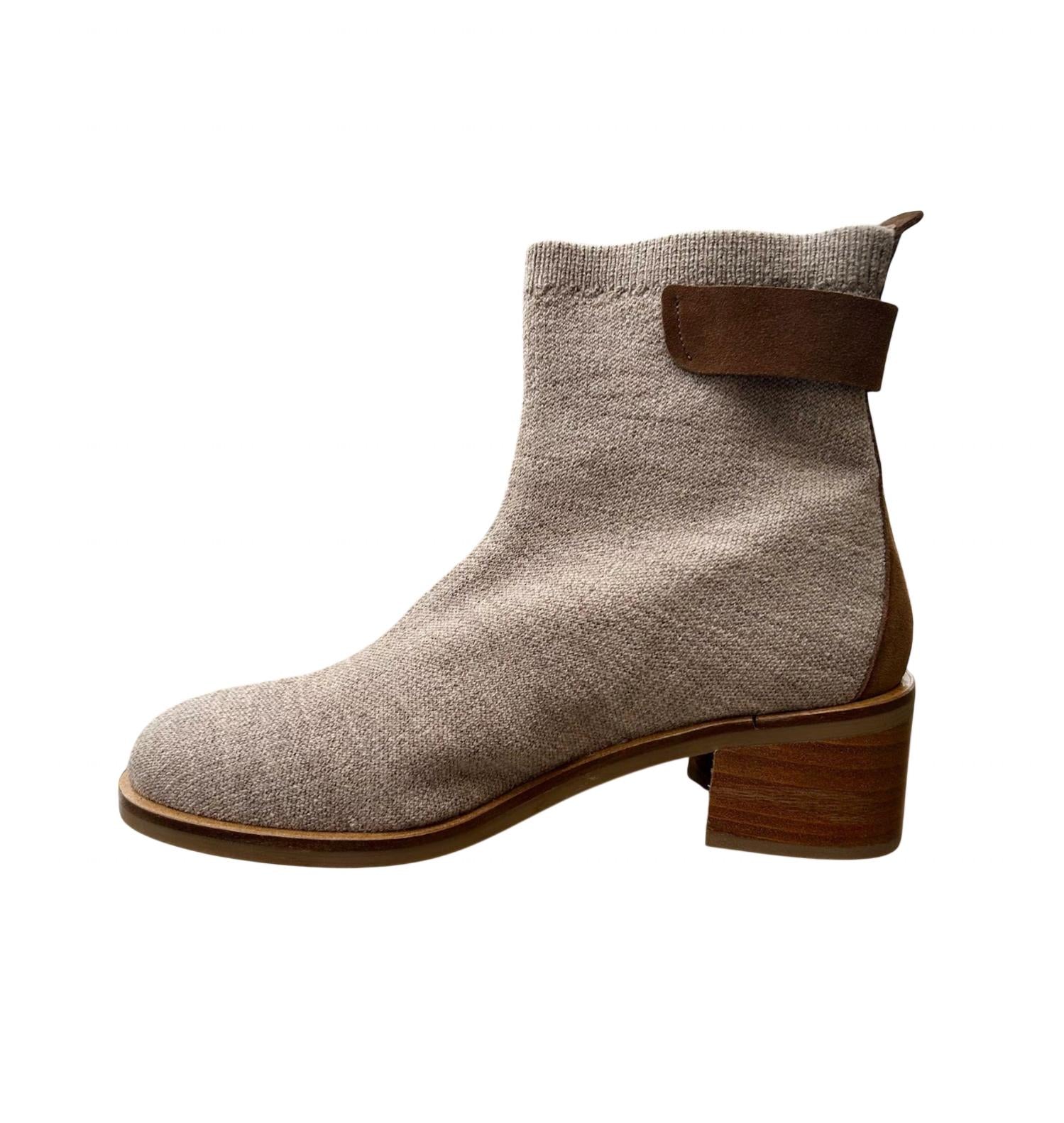 Softwaves - Women's Blake Sweater Boots