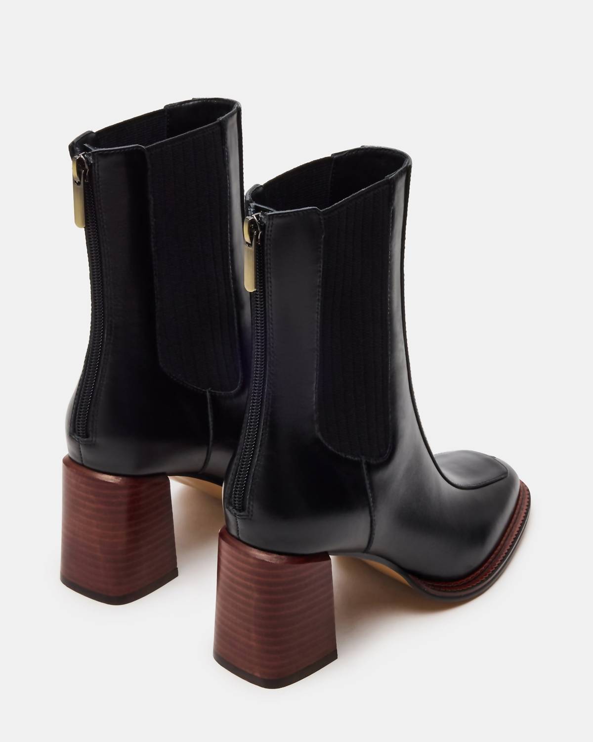 STEVE MADDEN Women's Downtown Boots in black leather - women's shoe - detail view