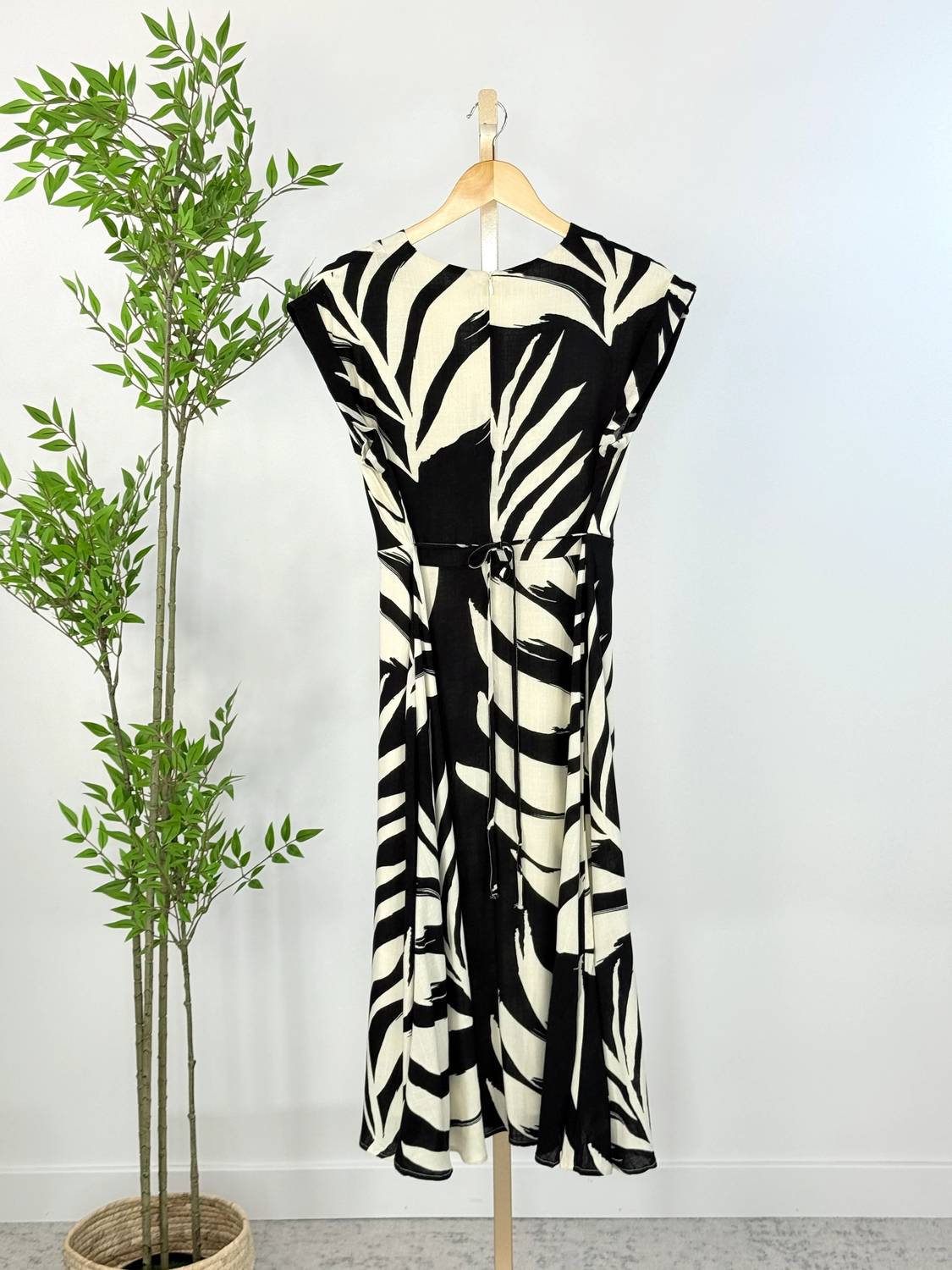 Pink Martini - Ella Midi Dress