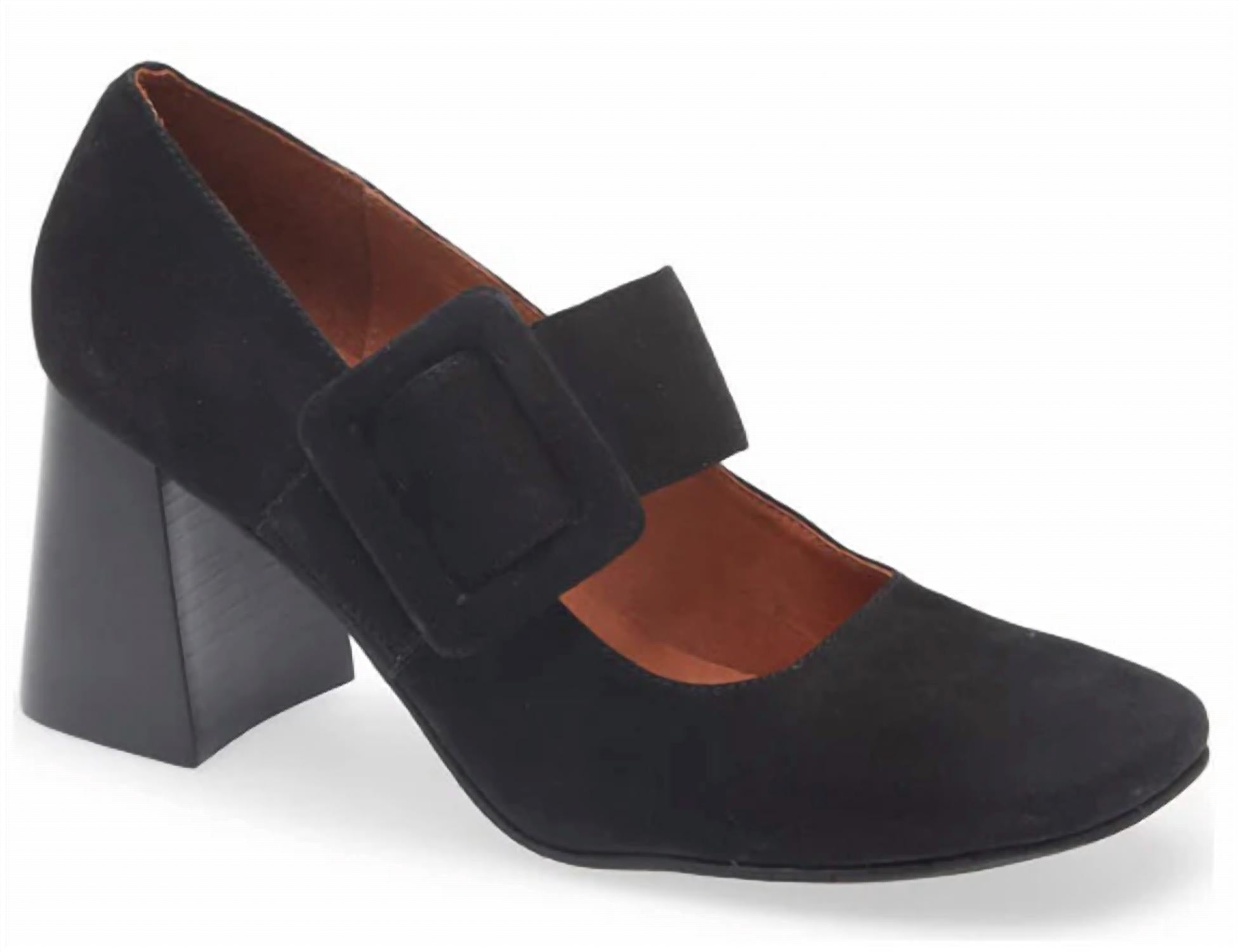 CHOCOLAT BLU Women's Halle Block Heel Sandlas in black - women's heels