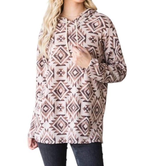 Heimious - Curvy Mountain View Pullover Top