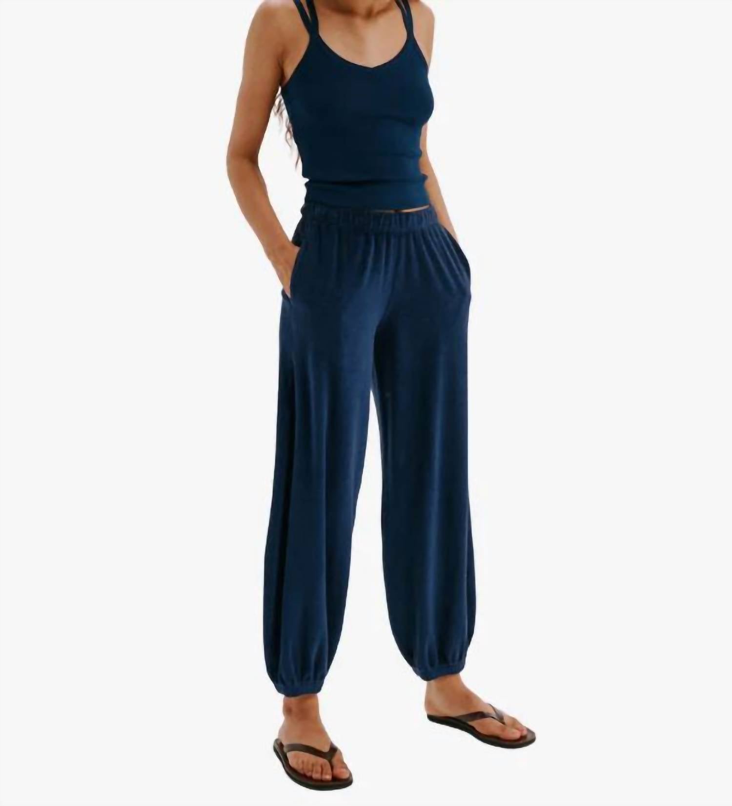 Suzie Kondi - Paxos Mid-rise Pants