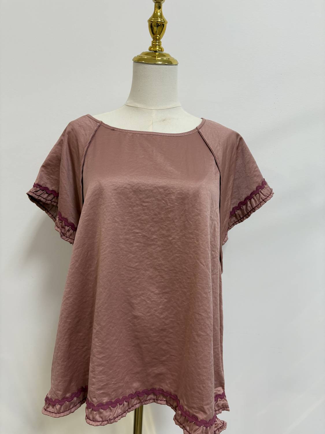 Umgee - Scoop Neck High Low Top
