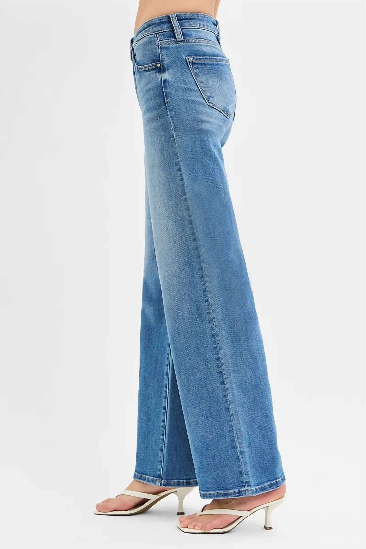 RISEN Low Rise Wide Leg Jeans in med wash - women's jeans - detail view