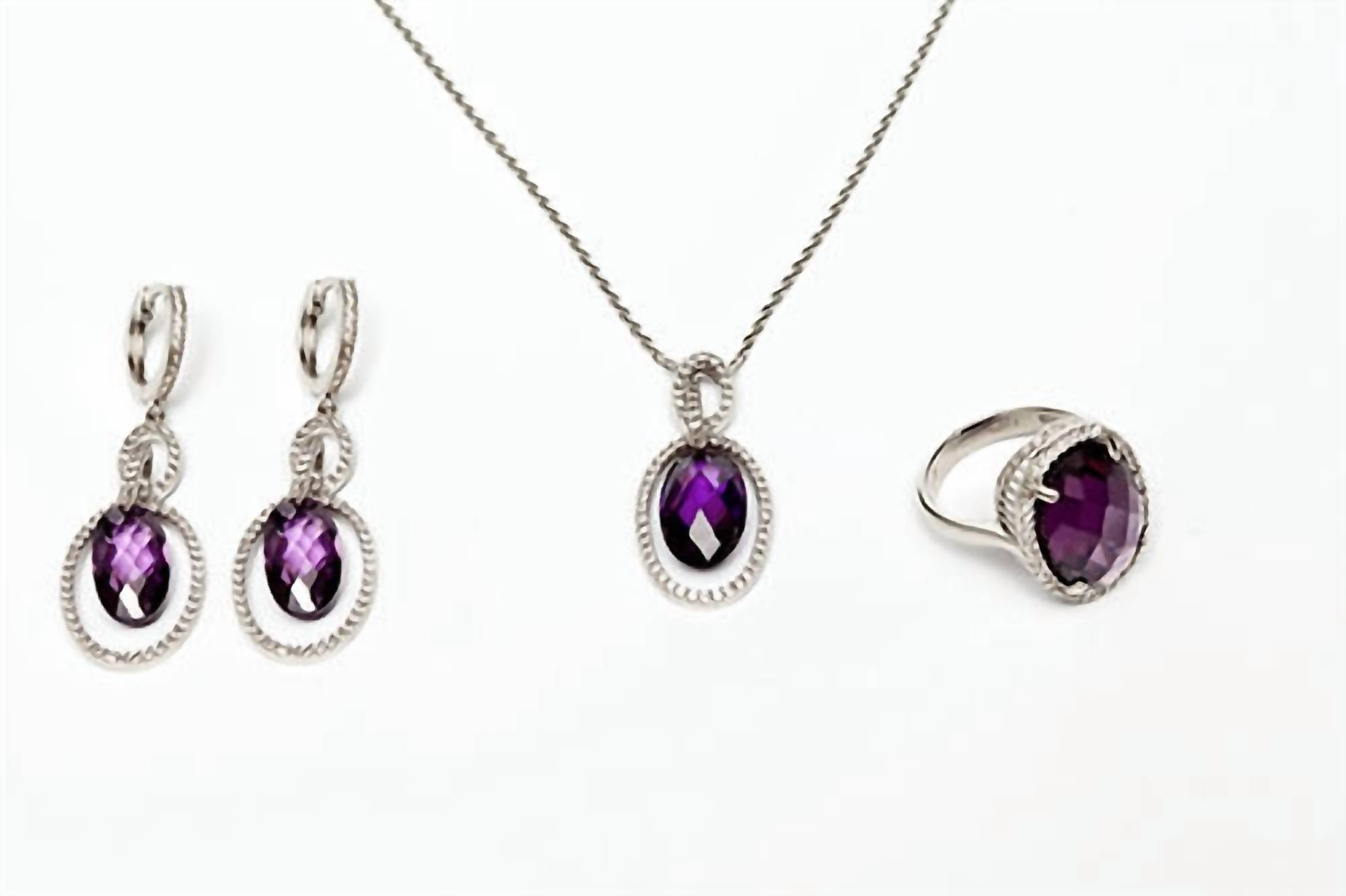 Avenue Chic - Women's Amethyst Dangle Set