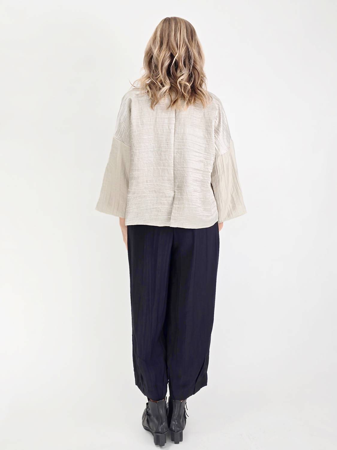 Ozai N Ku - Lantern Ankle Pull-on Pants
