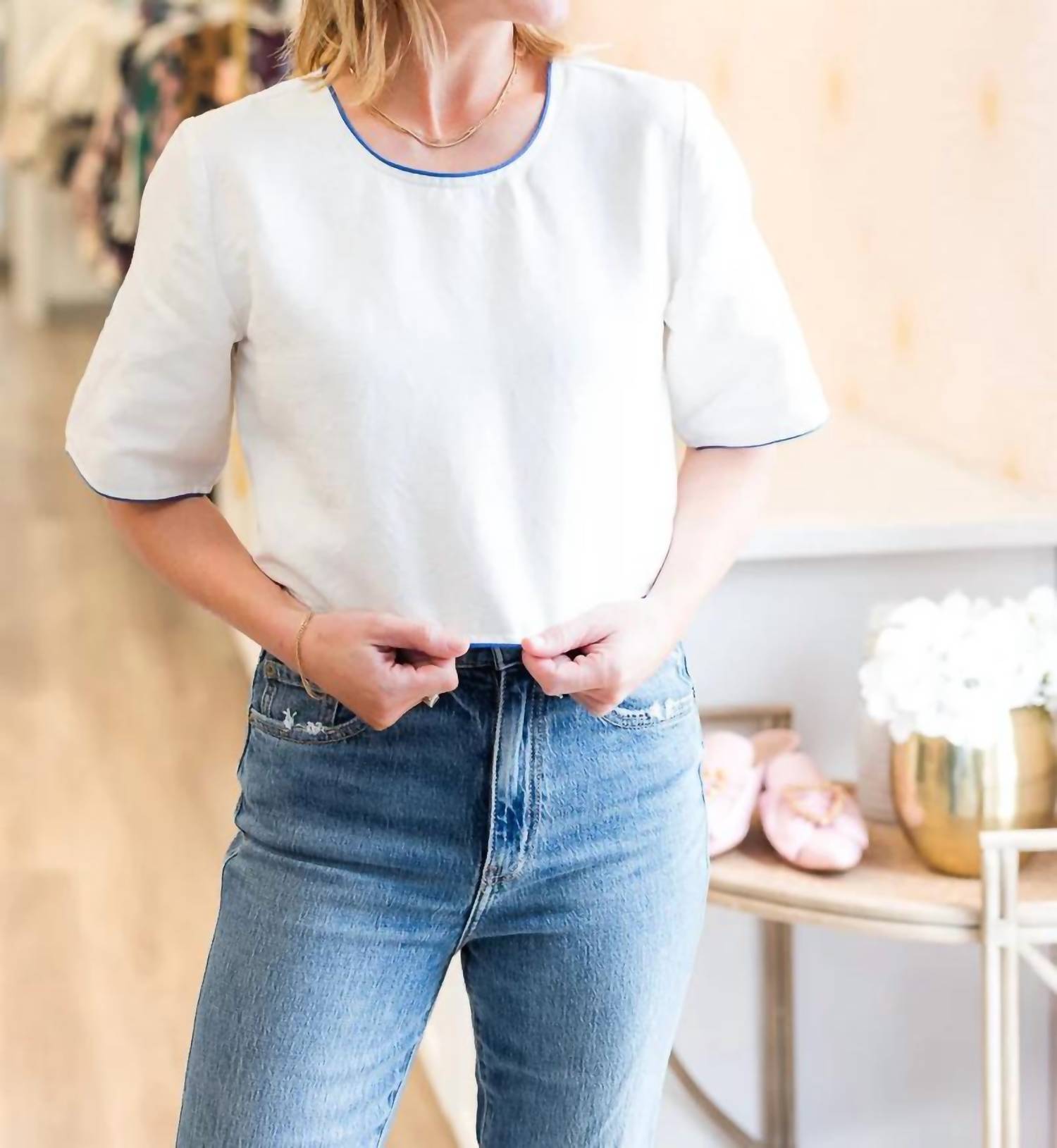 Never A Wallflower - Half Sleeve Scoop Neck Crop Top