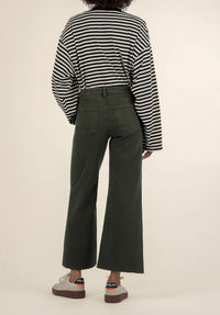 KUT FROM THE KLOTH Meg High Rise Fab Wide Leg Pants in sherwood - women's jeans - detail view
