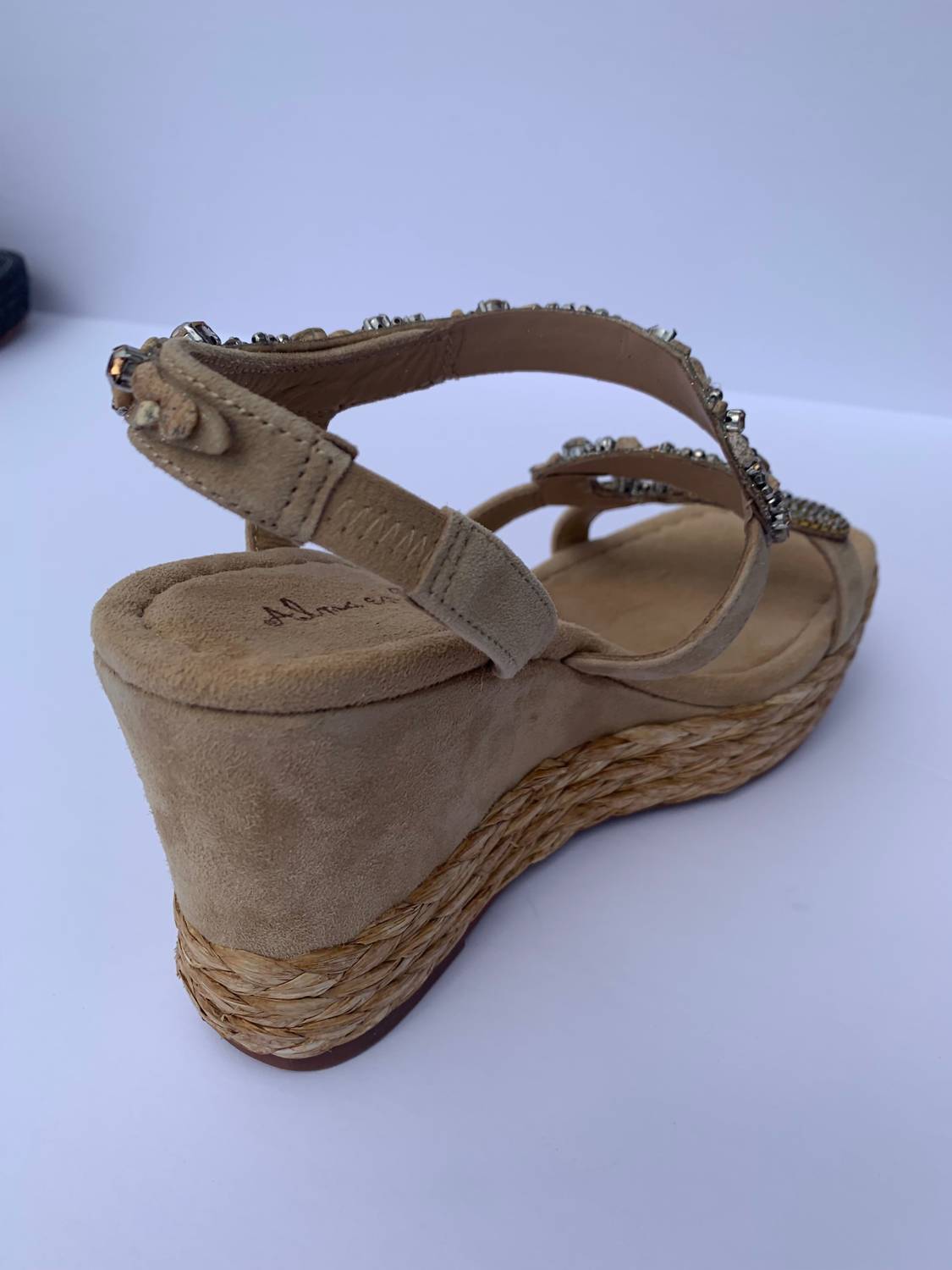 Alma En Pena - Women's Zafiro Wedge Sandals