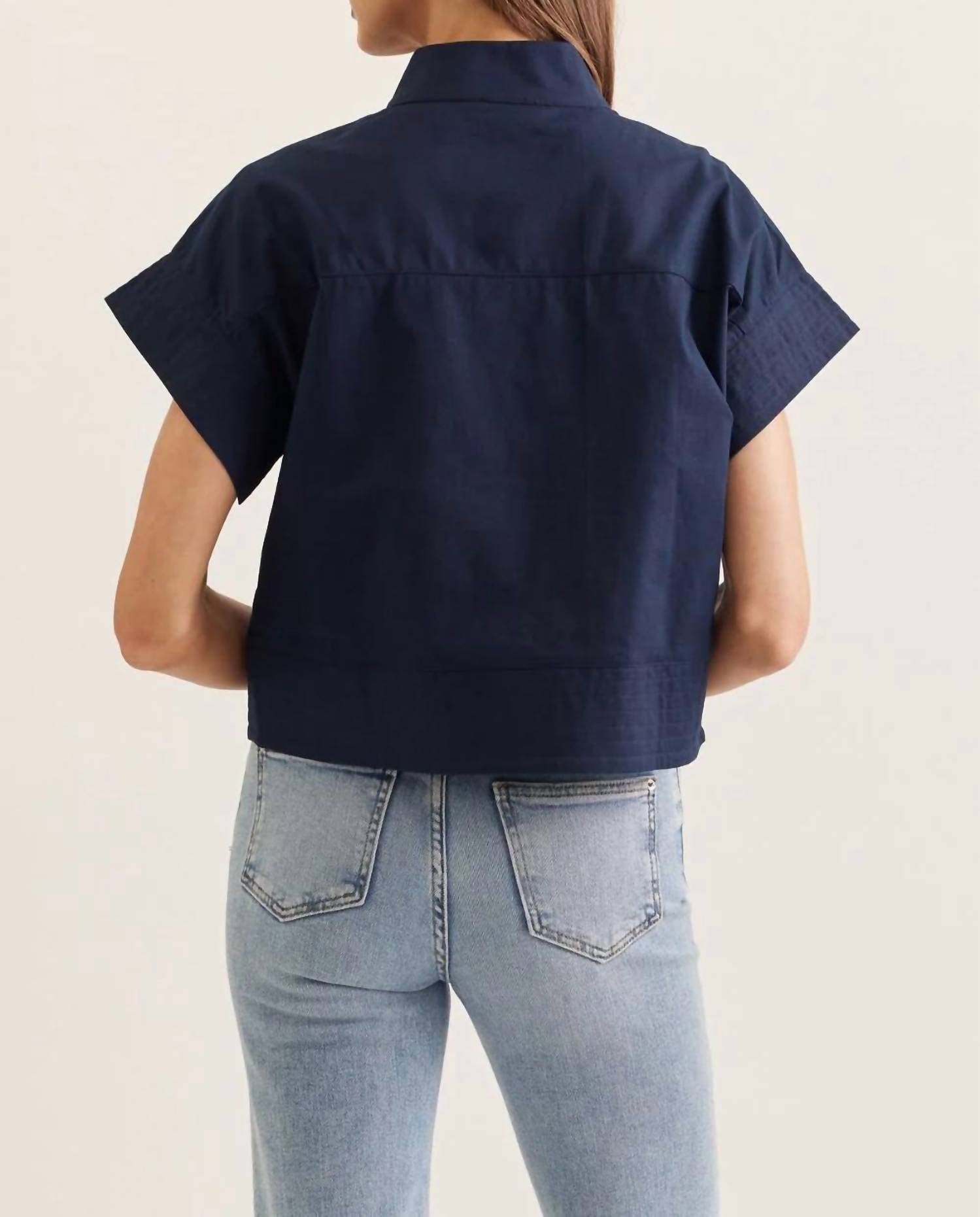 Entro - Short Sleeve Stand Collar Top