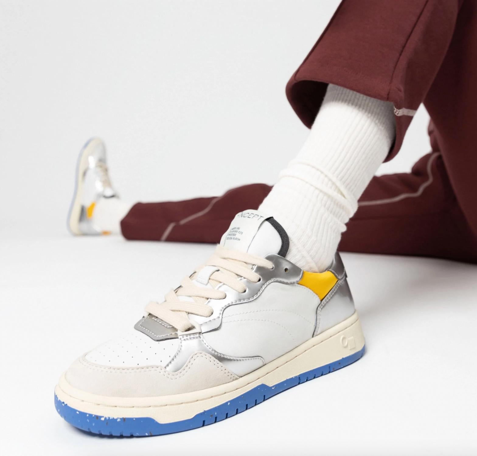 Oncept - Women's Phoenix Sneaker Shoes