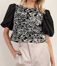 Ee:Some - Embroidered Puff Sleeves Top