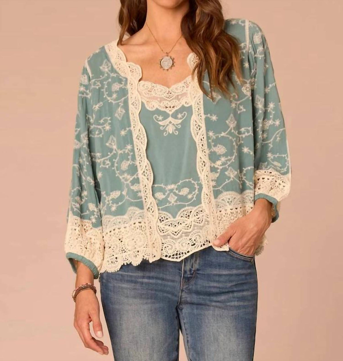 Democracy - 3/4 Blouson Sleeve Open Front Cropped Woven Jacket