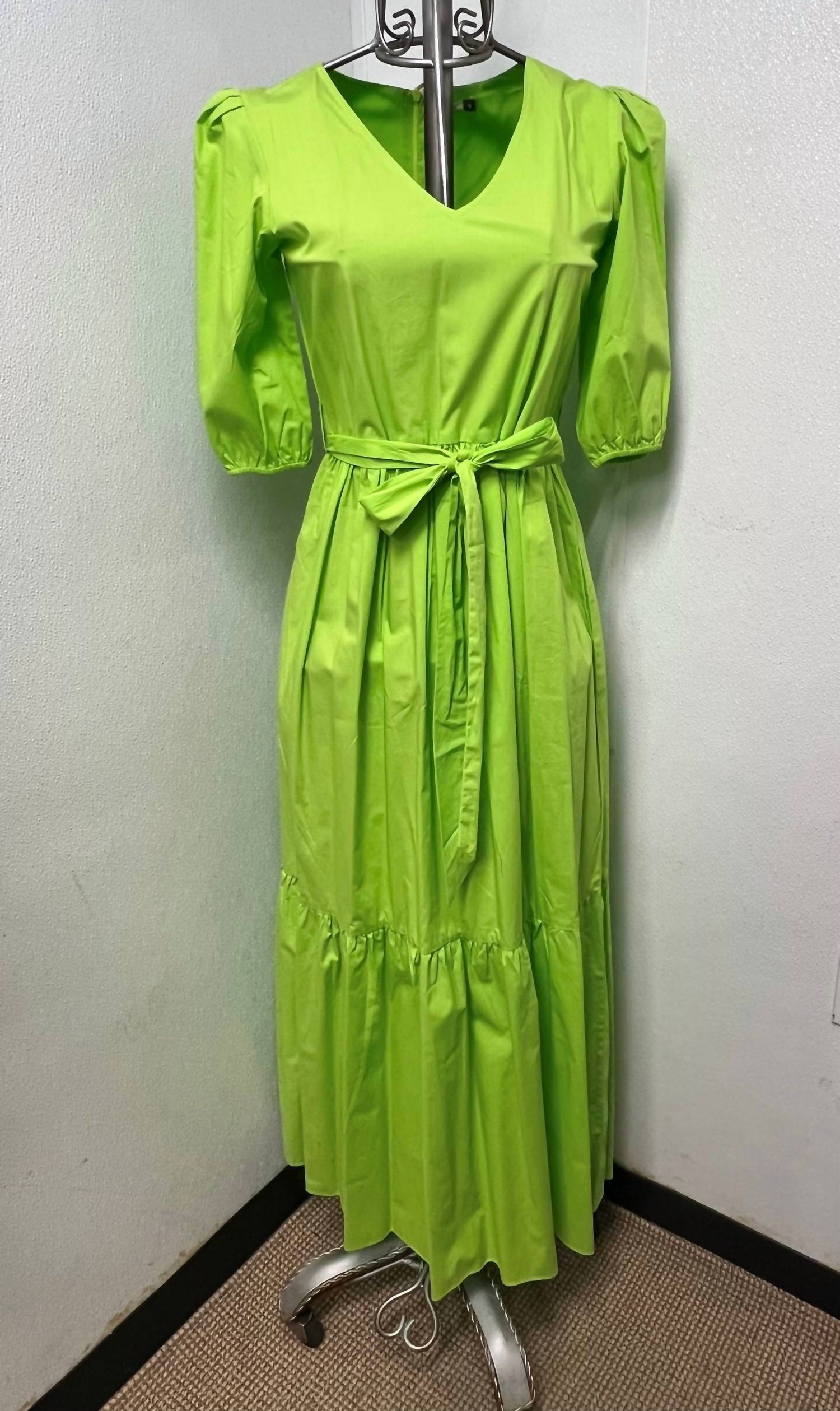Maude Vivante - Women's Melina Long V-neck Belted Dress