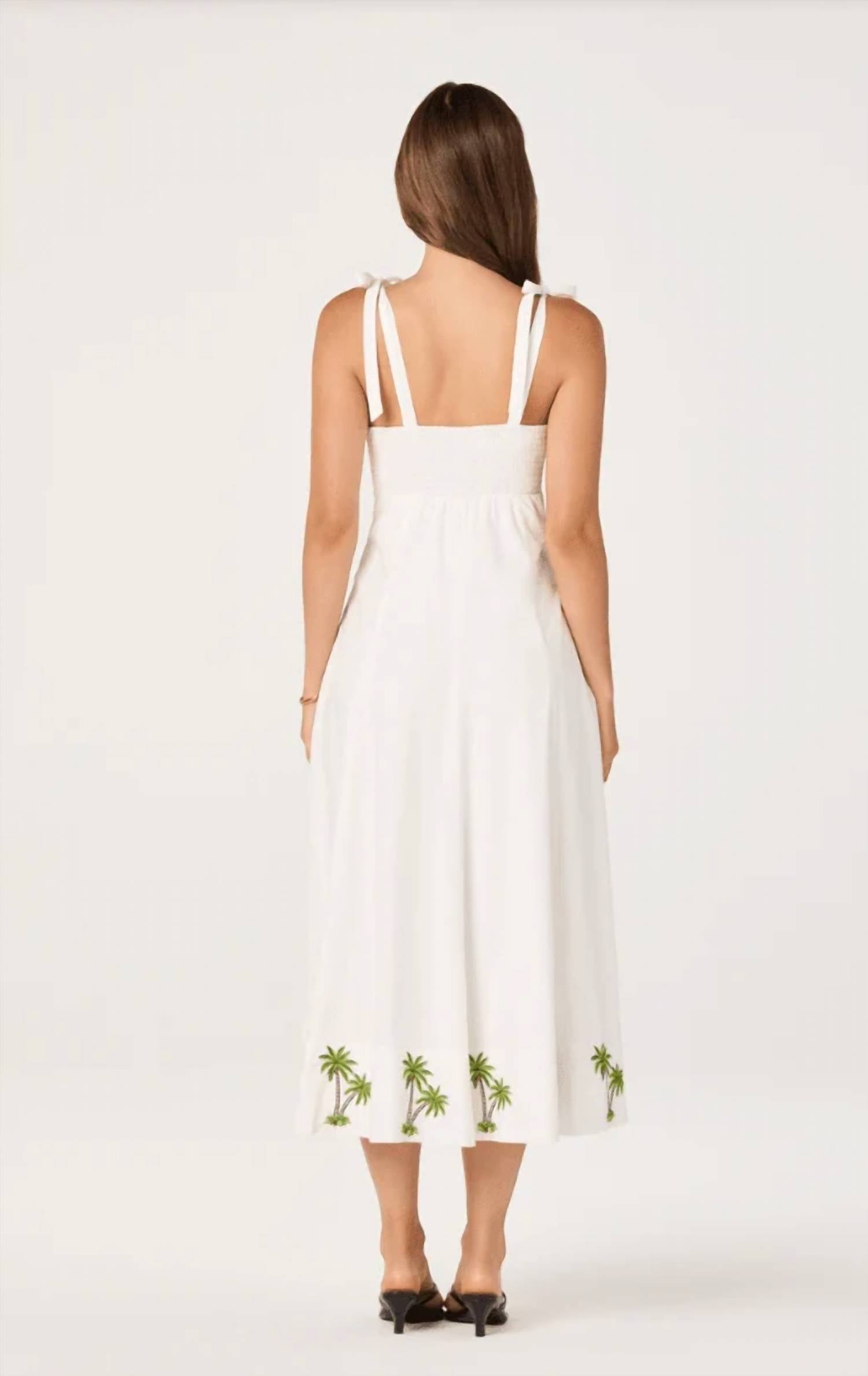 Astr - Shiann Sleeveless Dress