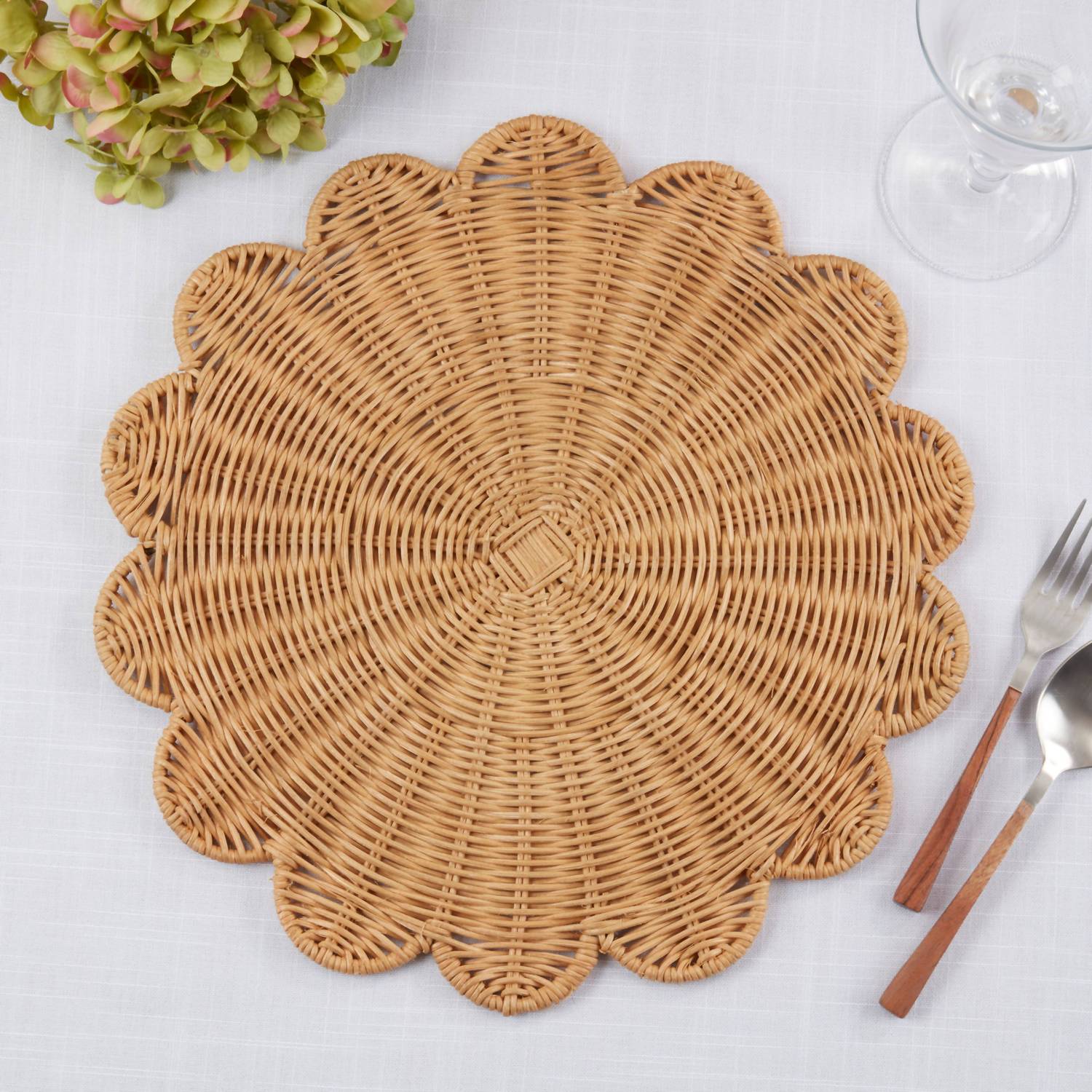 Saro Lifestyle - Rattan Charger Placemats - Set Of 4