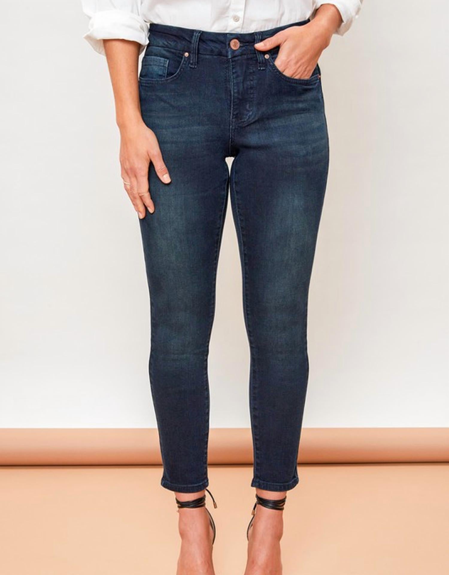 Kancan - Petite Curvy Fit High-Rise Skinny Jean